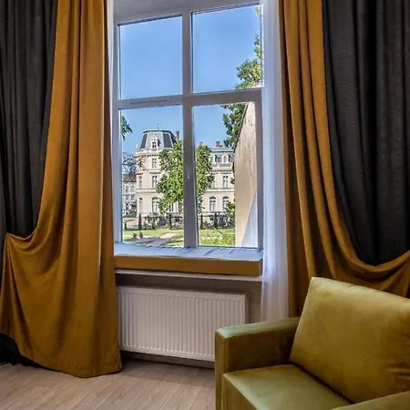 Rynok Square City Center Two Bedroom Apartment! 利沃夫 外观 照片
