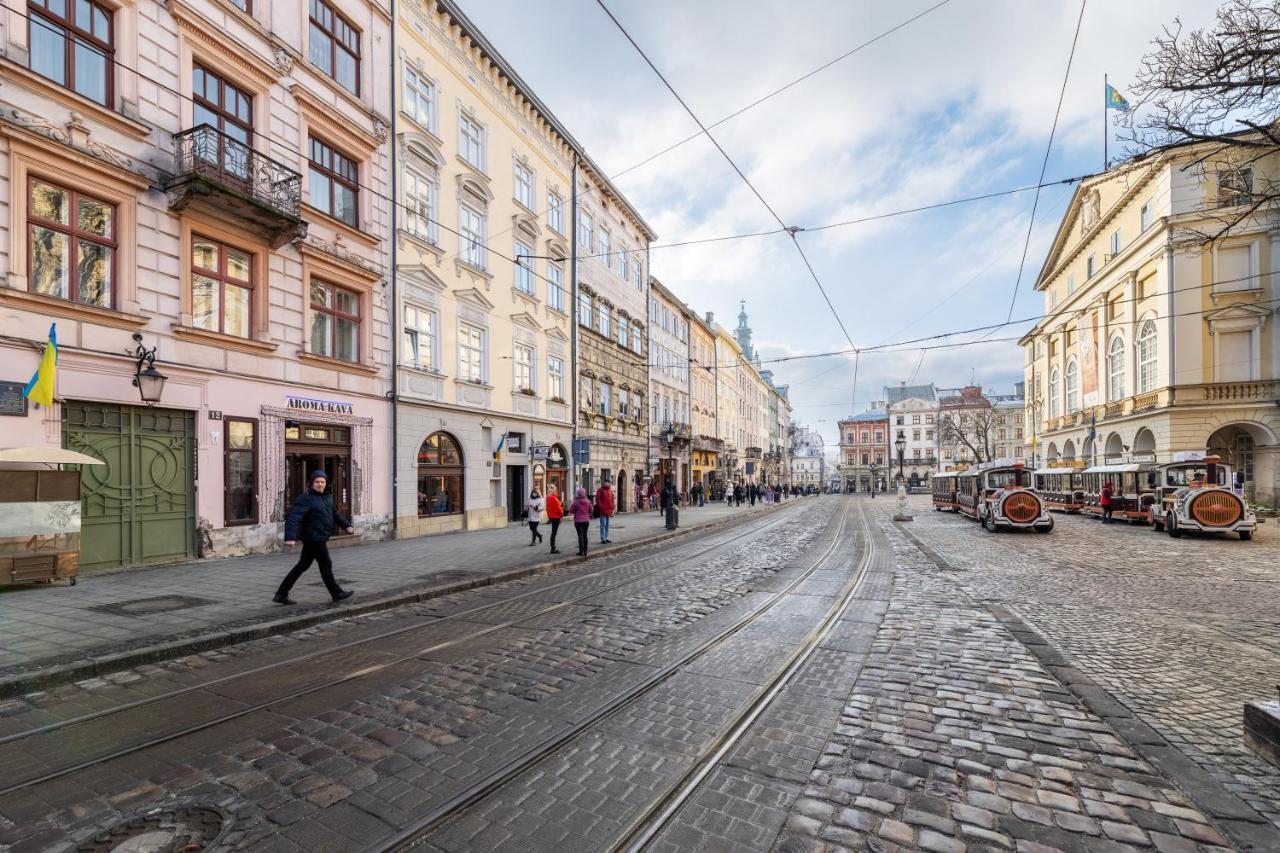 Apartment Rynok Square Center Two Bedroom Apartment! *