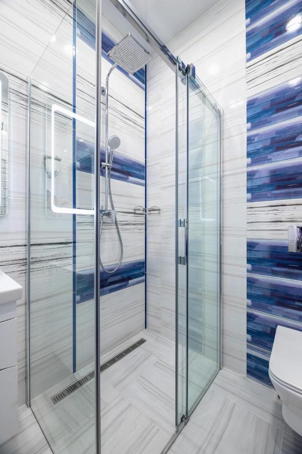 Apartment Rynok Square Center Two Bedroom Apartment!