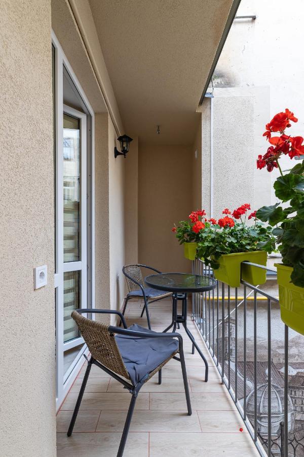 Apartment Rynok Square Center Two Bedroom Apartment! Lemberg