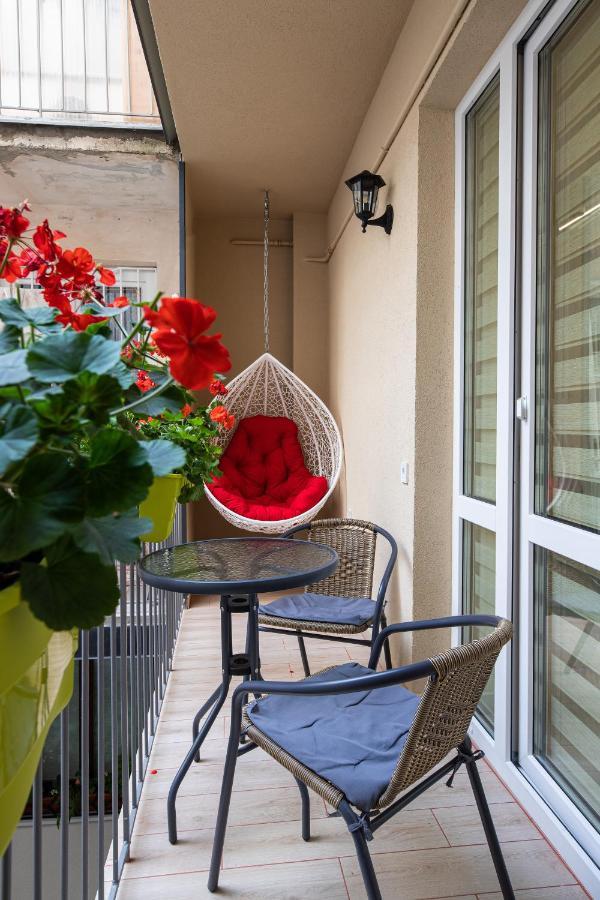 Apartment Rynok Square Center Two Bedroom Apartment! *
