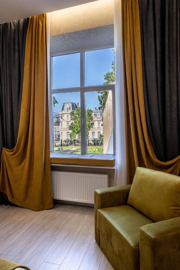 Rynok Square Center Two Bedroom Apartment! Apartment Lemberg